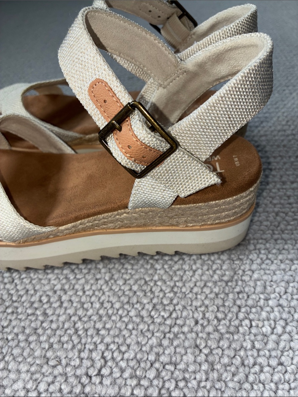 Toms Louisa Platform Espadrille Wedge Sandals, White/Cream, Size 7 - Picture 4 of 8